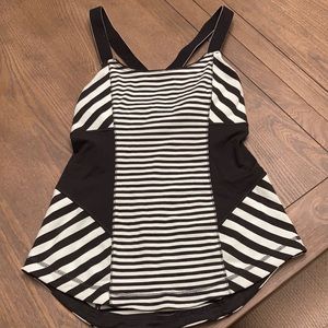 Lululemon tank mint/black stripe